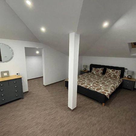 Cozy Apartament With 2Rooms Timişoara Extérieur photo